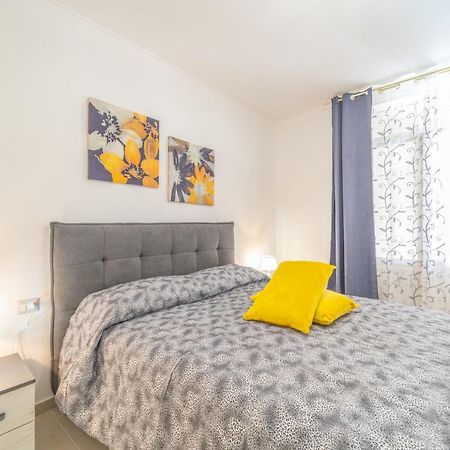 Domo Nora 2 Apartment Olbia Ngoại thất bức ảnh