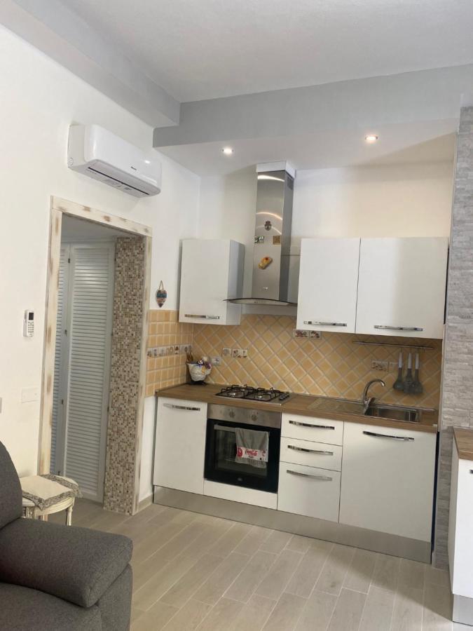 Domo Nora 2 Apartment Olbia Ngoại thất bức ảnh
