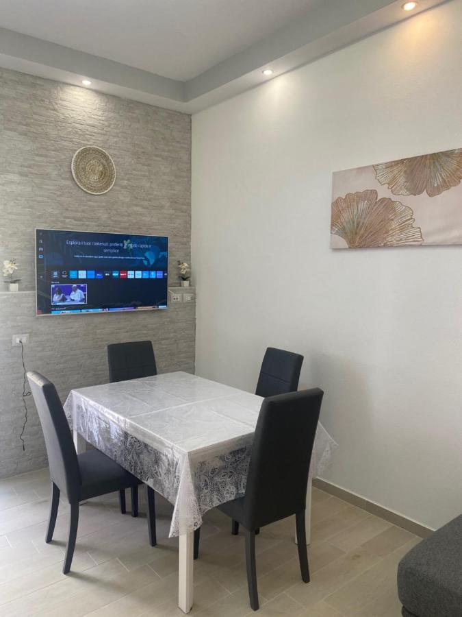 Domo Nora 2 Apartment Olbia Ngoại thất bức ảnh